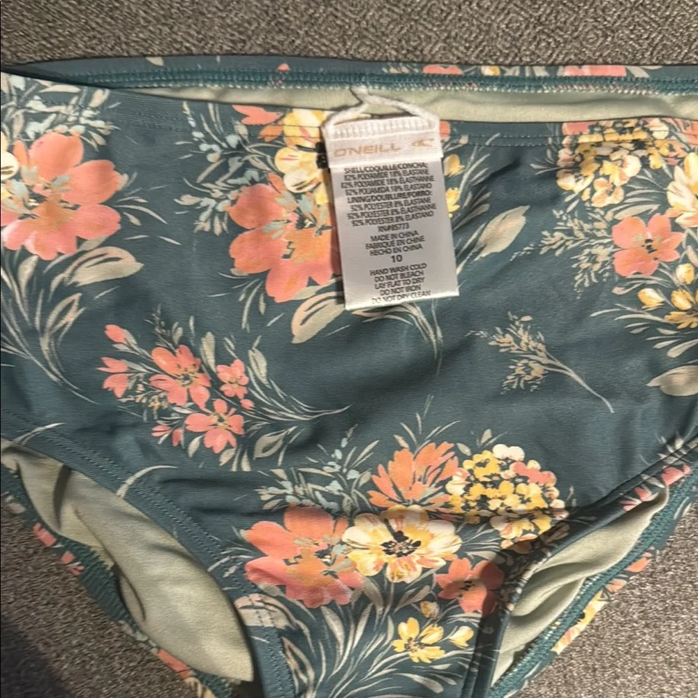 ONEILL Floral girls Bikini Set in Teal and Pink - Picture 2 of 9